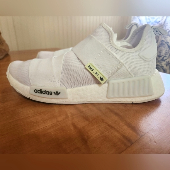 Adidas NMD R1 Slip On Shoes Womens Size 7 - Picture 5 of 8